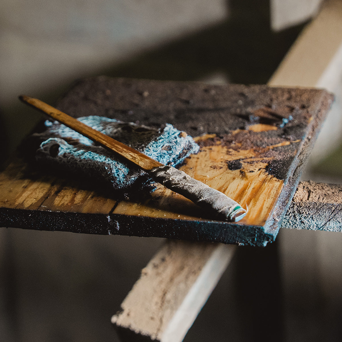 Natural Incense Gift Set – with Ceramic Holder