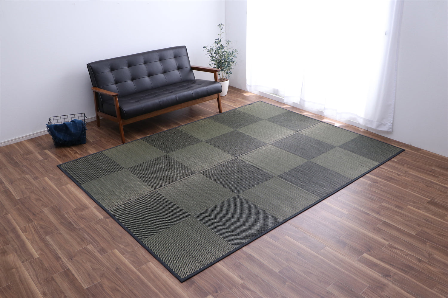Japanese Igusa Rug “DX Noah” Tatami Style Rug – Ichimatsu Simple Design, Non-Slip Backing