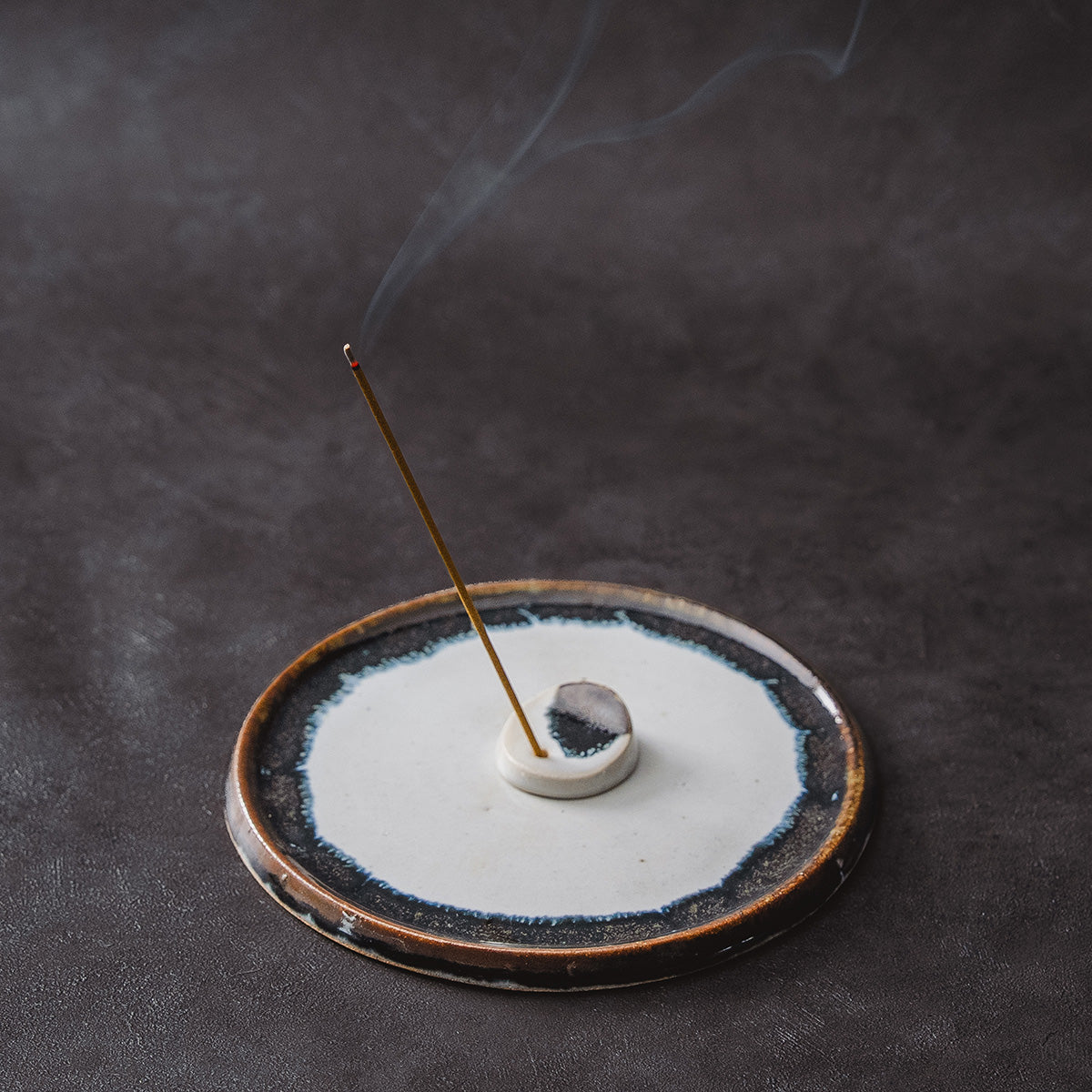 Himeka Incense – Premium Sandalwood