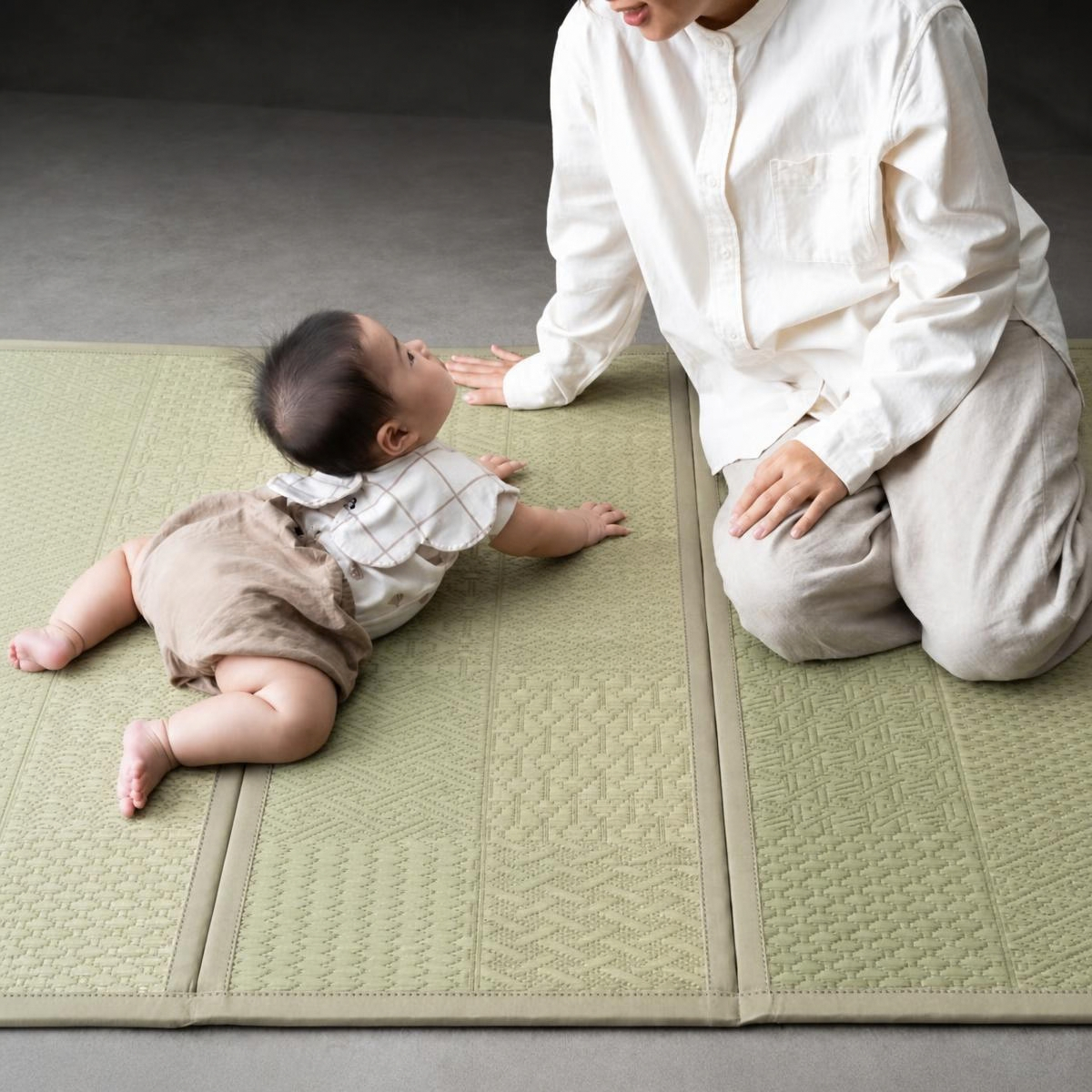 Foldable Tatami Floor Mat - Edokomon, Three-Panel, Natural