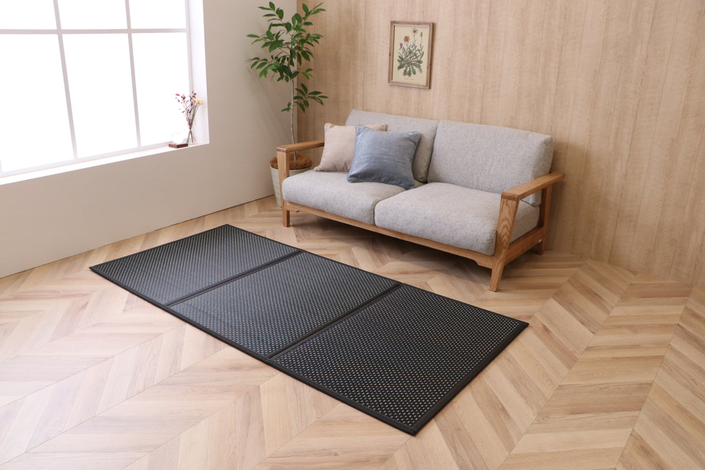 Japanese Igusa Foldable Three Panel Floor Tatami Mat "Flare" non-slip backing