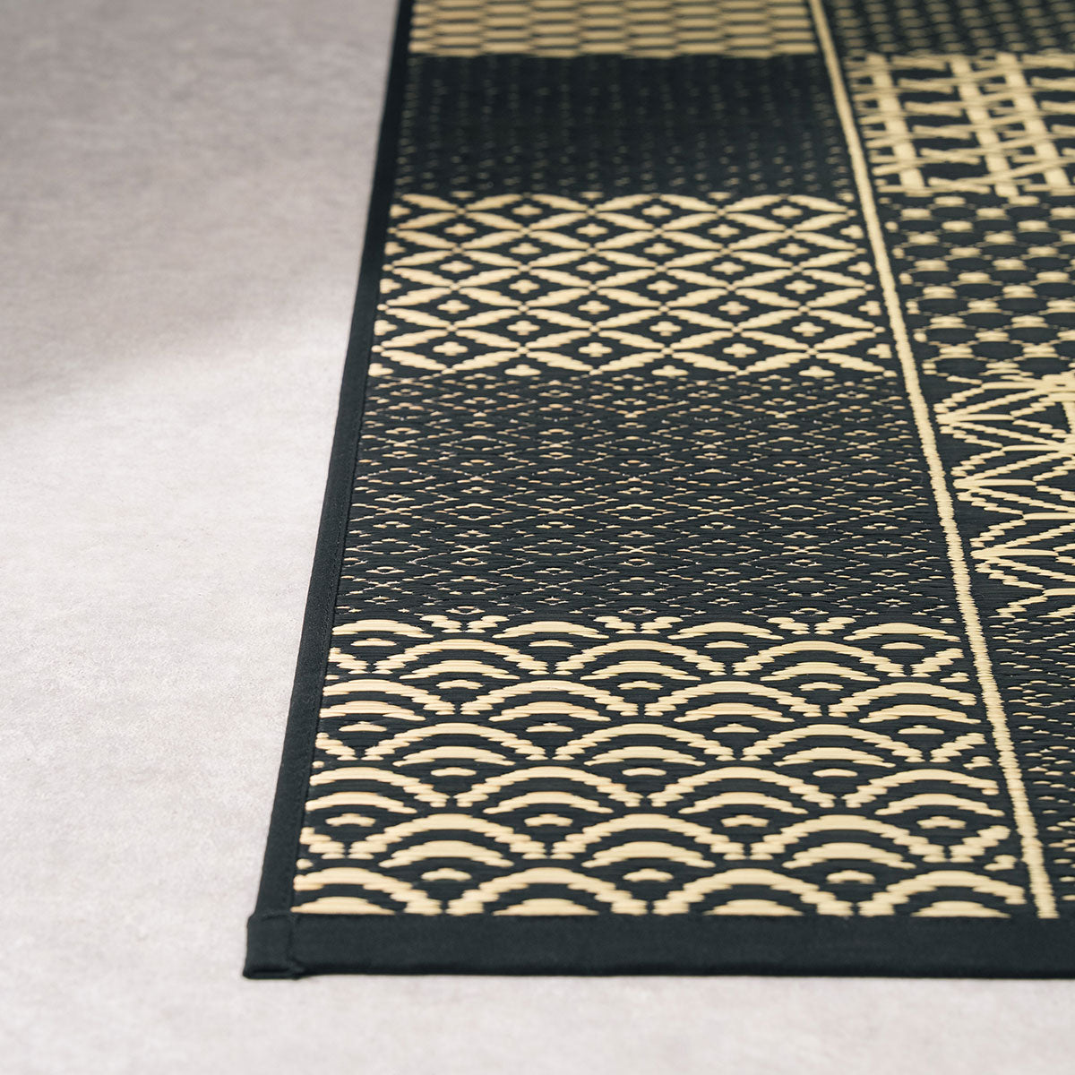 Igusa Tatami Yoga & Meditation Mat – Edo Komon