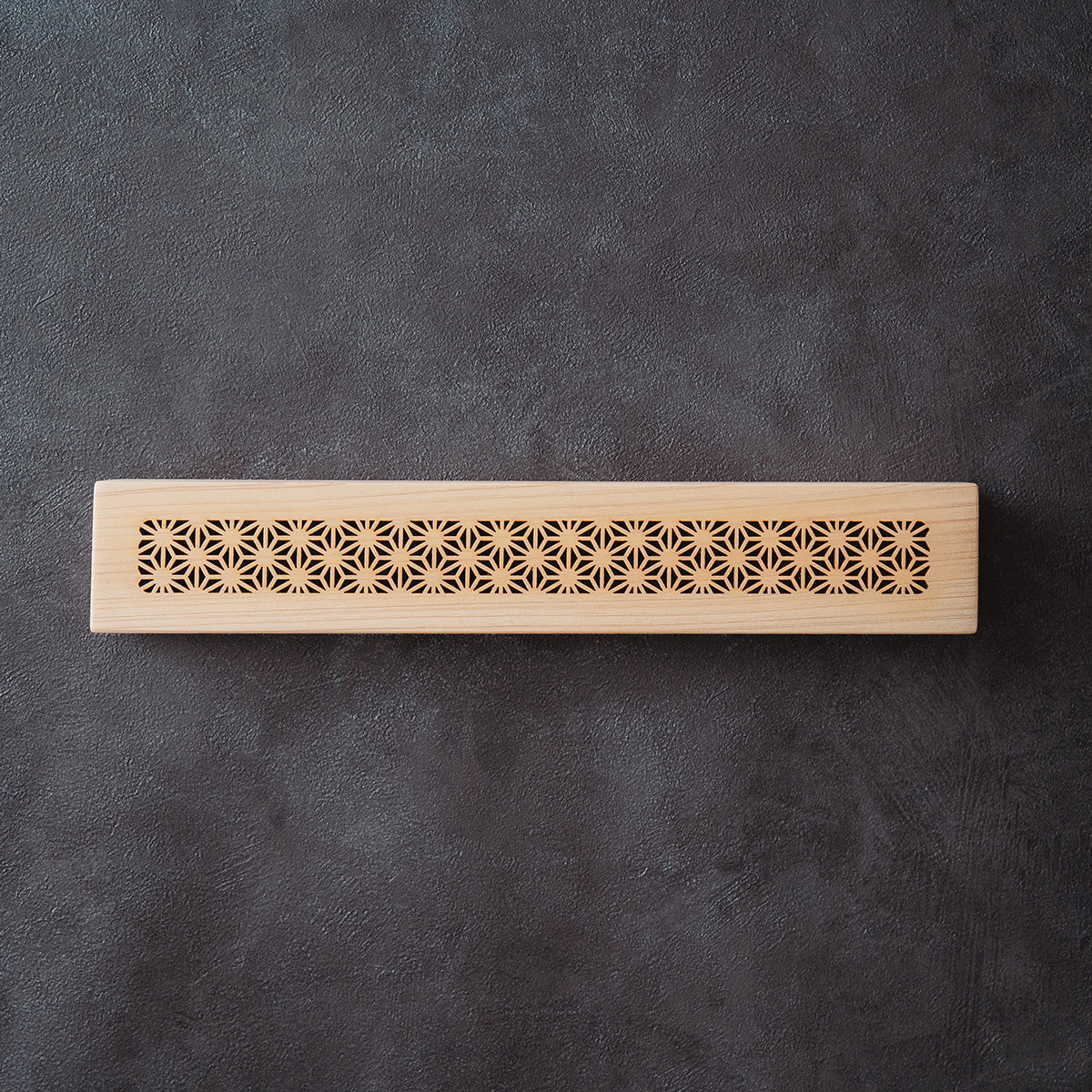 Hinoki Wood Incense Burner – Hemp Leaf Pattern