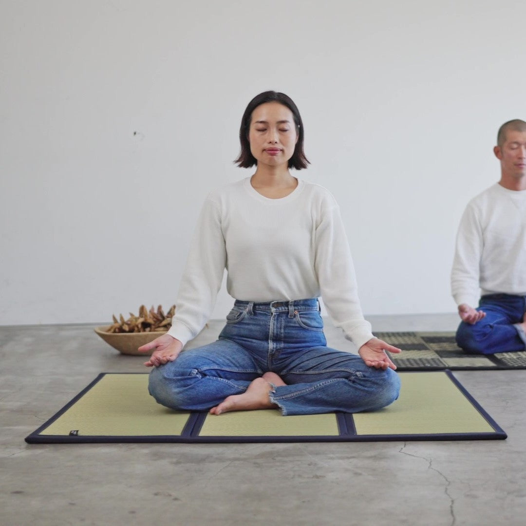 Foldable Tatami Floor Mat - Ayaori, Three-Panel