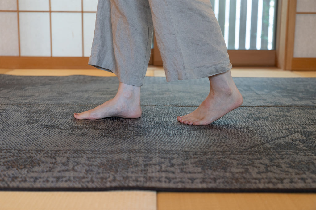 Japanese Igusa Tatami style rug "DX Histoire" vintage-inspired design Non-Slip Backing - IKEHIKO Japan