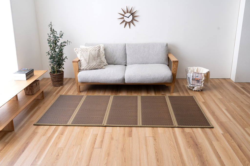 Japanese Igusa Five-Panel Tatami Mat "Flare" – Lightweight Compact Storage