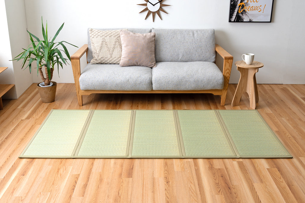 Japanese Igusa Foldable Five Panel Tatami Floor Mat "Minimal" non-slip backing