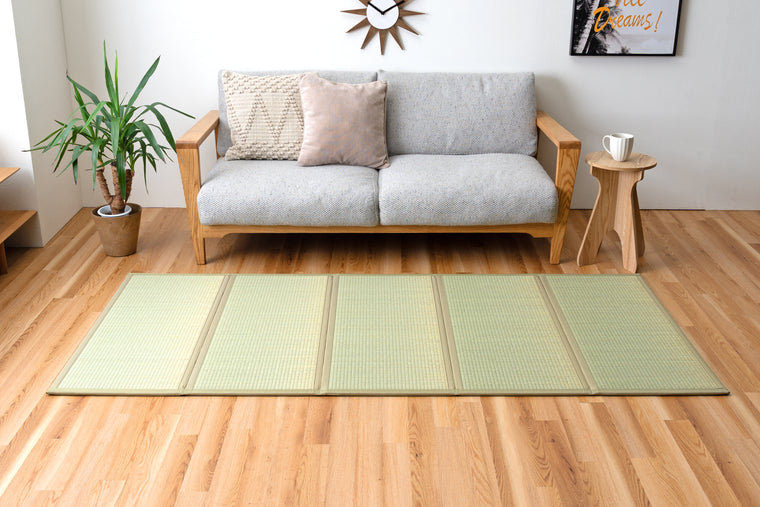 Japanese Igusa Foldable Five Panel Tatami Floor Mat "Minimal" non-slip backing