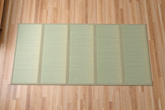 Japanese Igusa Foldable Five Panel Tatami Floor Mat "Minimal" non-slip backing