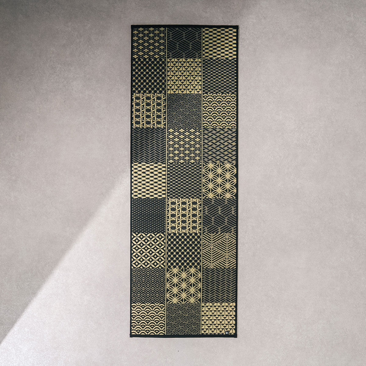 Igusa Tatami Yoga & Meditation Mat – Edo Komon