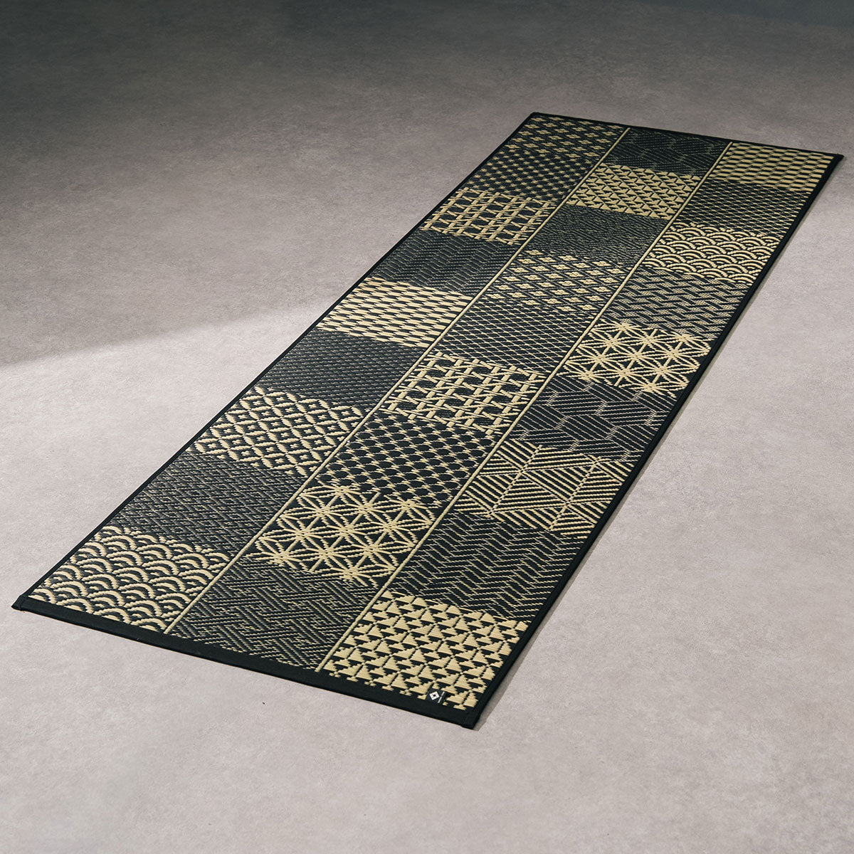 Igusa Tatami Yoga & Meditation Mat – Edo Komon