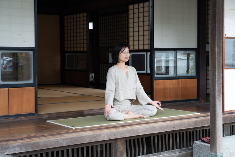 Japanese Natural Igusa Tatami Yoga & Meditation Mat "Edo" PVC non-slip backing 66×190cm